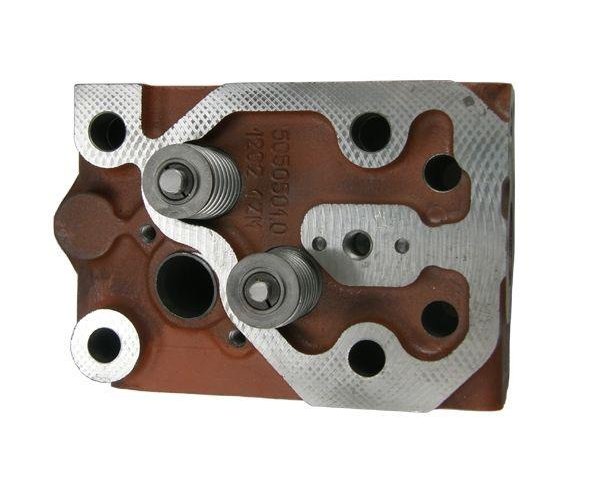 Głowica silnika kompletna z zaworami C-360 ORYGINAŁ URSUS