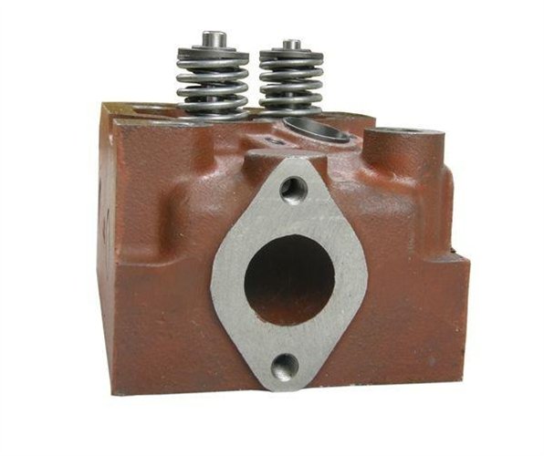 Głowica silnika kompletna z zaworami C-360 ORYGINAŁ URSUS