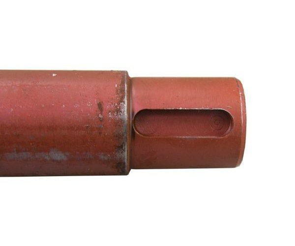 Sworzeń zwrotnicy lewy C-360 ORYGINAŁ URSUS