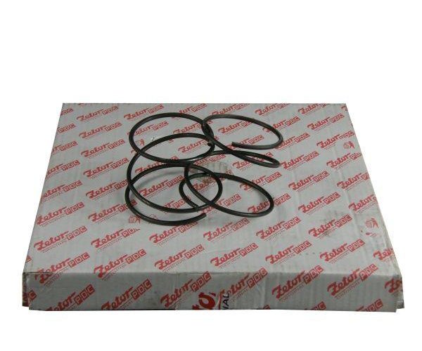 Sprężyna przedniego napędu 72453133 oryginał Zetor