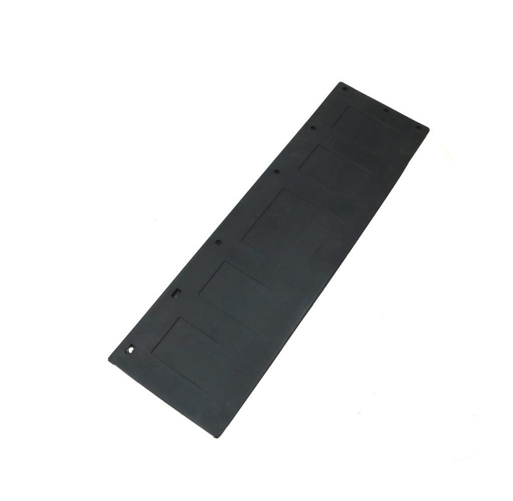 Osłona gumowa lewa błotnika przedni napęd C-385