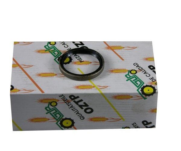 Pierścień uszczelniający wałka sprzęgłowego 41.15x49.3x6 MF3/MF4