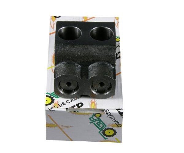 Komora zaworowa pompy hydraulicznej kpl. MF3/MF4