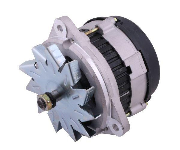 Alternator 7005158M MF-4
