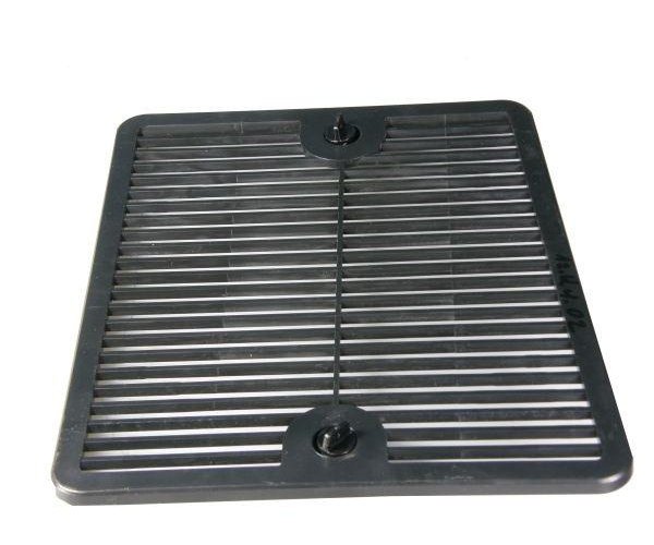 Kratka boczna maski lewa Zetor Czeska