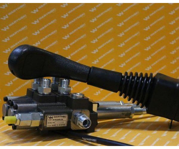 Zestaw: Rozdzielacz 2-sek. + Joystick (bez przycisku) + Elementy złączne + Linki na kulkę stalową 1500mm Waryński