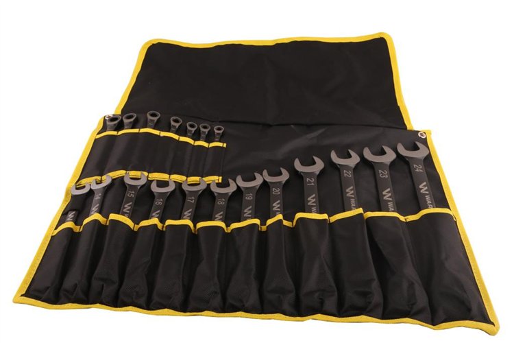 Zestaw kluczy płaskooczkowych z grzechotką standard w pokrowcu 19 szt rozmiary od 6-24 w standardzie ASME B107-2010 Waryński