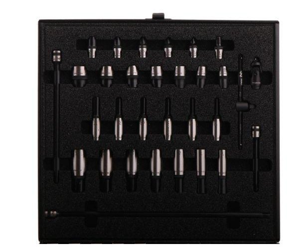 Zestaw nasadek w kasecie metalowej 68 el. Waryński