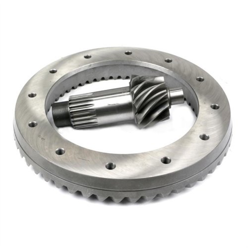 Wałek atakujący z kołem - przekładnia przedniego mostu Ursus C-385 WARYŃSKI