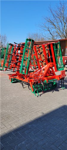 Agregat uprawowy AGRO-MASZ 4.2m