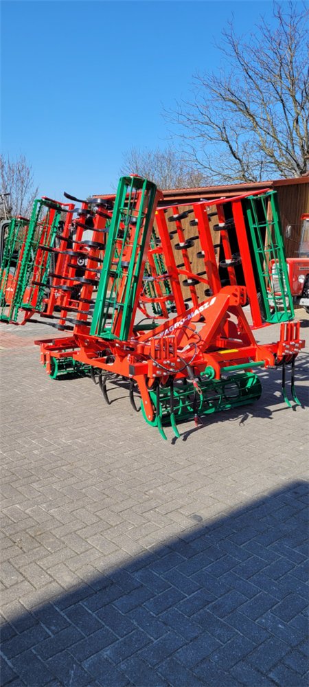 Agregat uprawowy AGRO-MASZ 4.2m