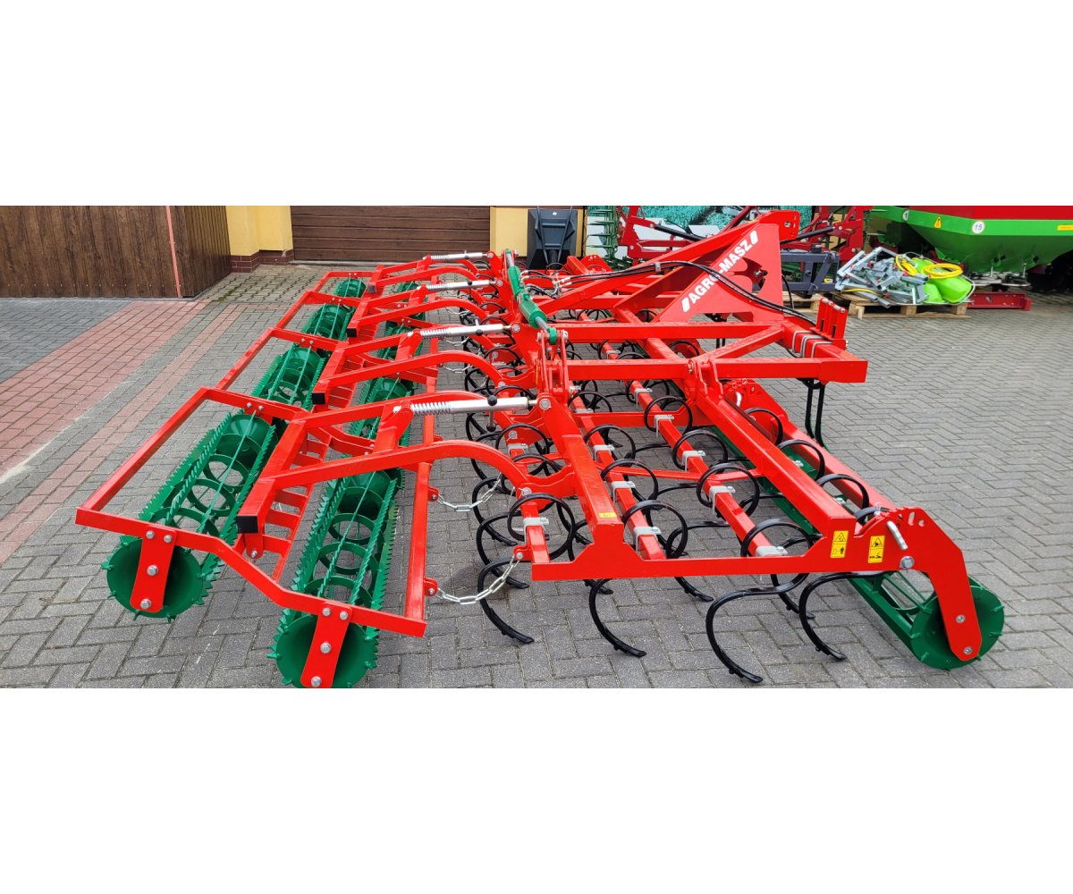 Agregat uprawowy AGRO-MASZ 5.6m