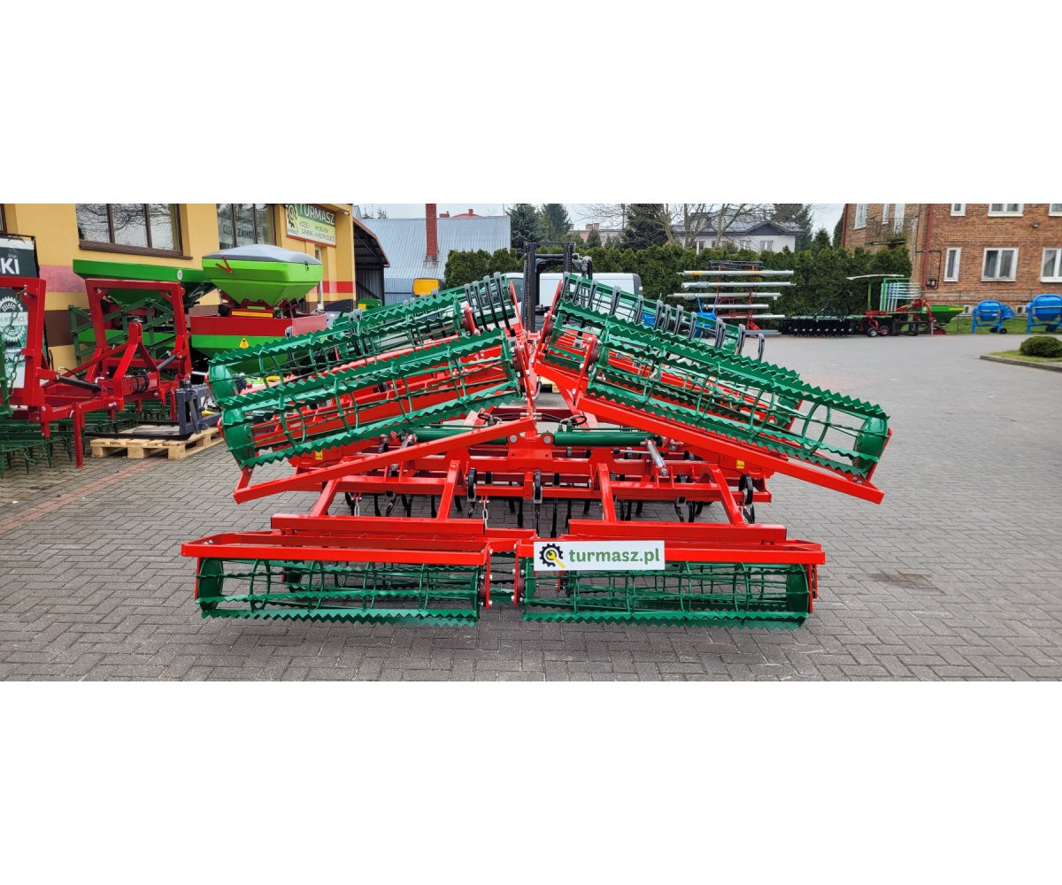 Agregat uprawowy AGRO-MASZ 5.6m