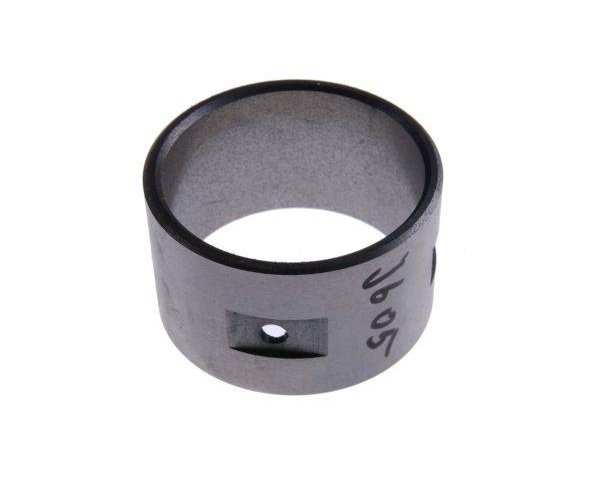 Tuleja na wałek rozrządu C-330.